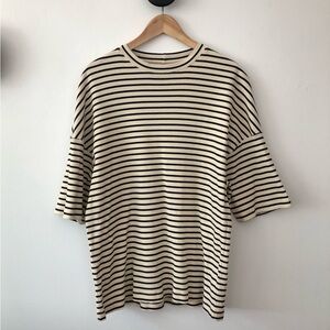 Odeyalo SYSTEME cream and black stripe oversized T